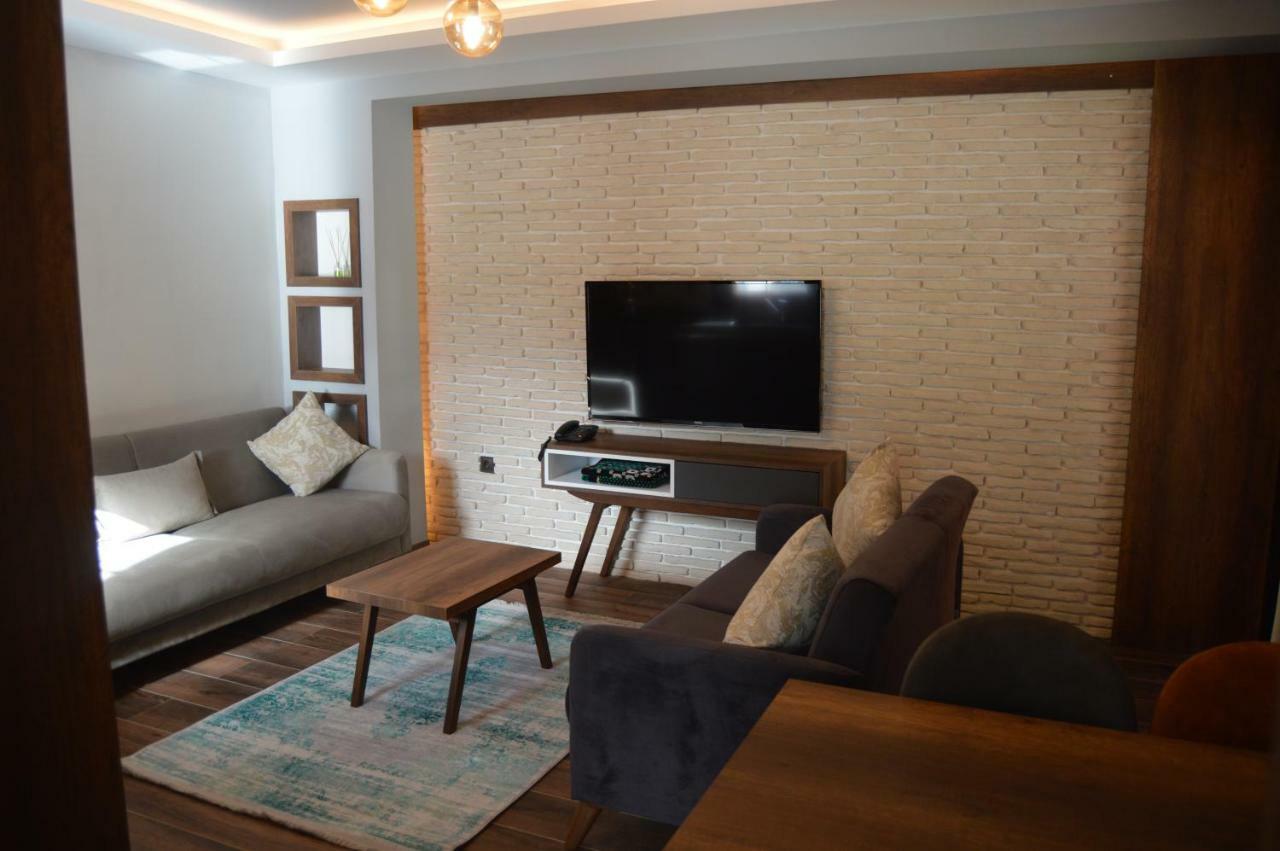 Vadi Uzungoel Hotel Екстериор снимка